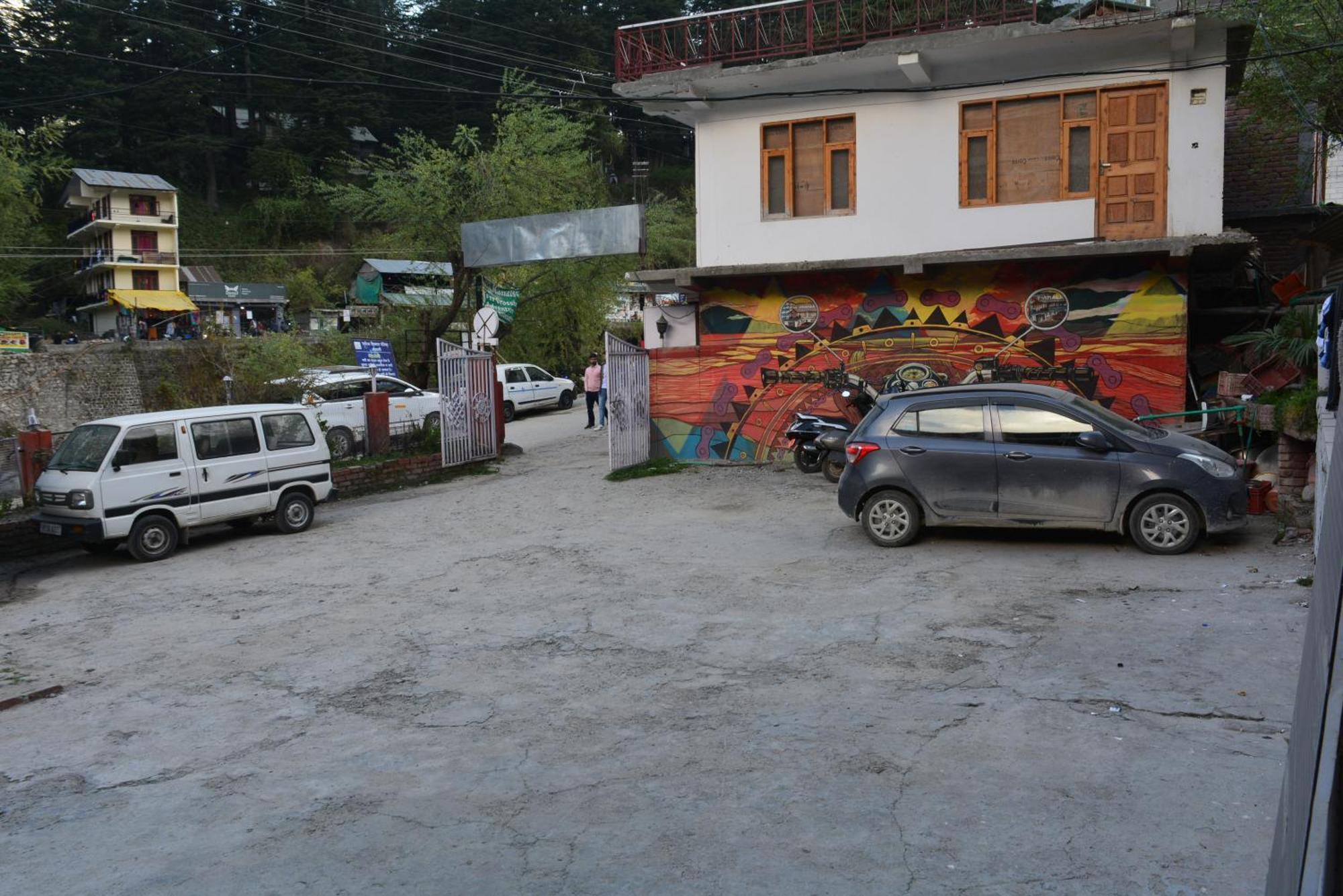 Hotel The Neelgiris Manāli Zewnętrze zdjęcie